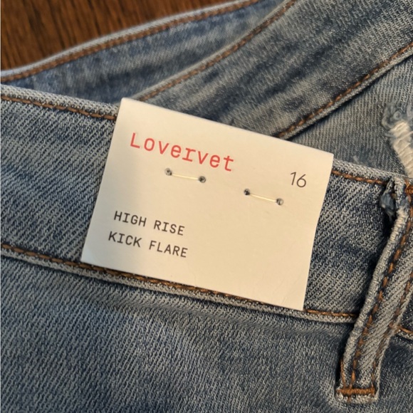 Lovervet by Vervet Size 16 Distressed Blue Jeans NWT - Picture 2 of 2